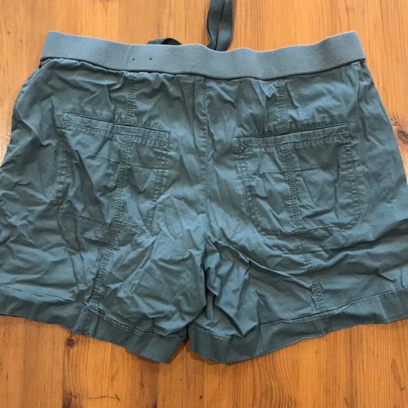 Summer shorts - Picture 3 of 4